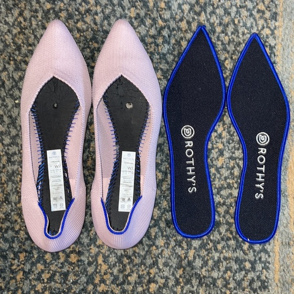 Rothy’s The Point women’s shoes size 7 mint condition/see pic for tiny spot - Picture 6 of 8